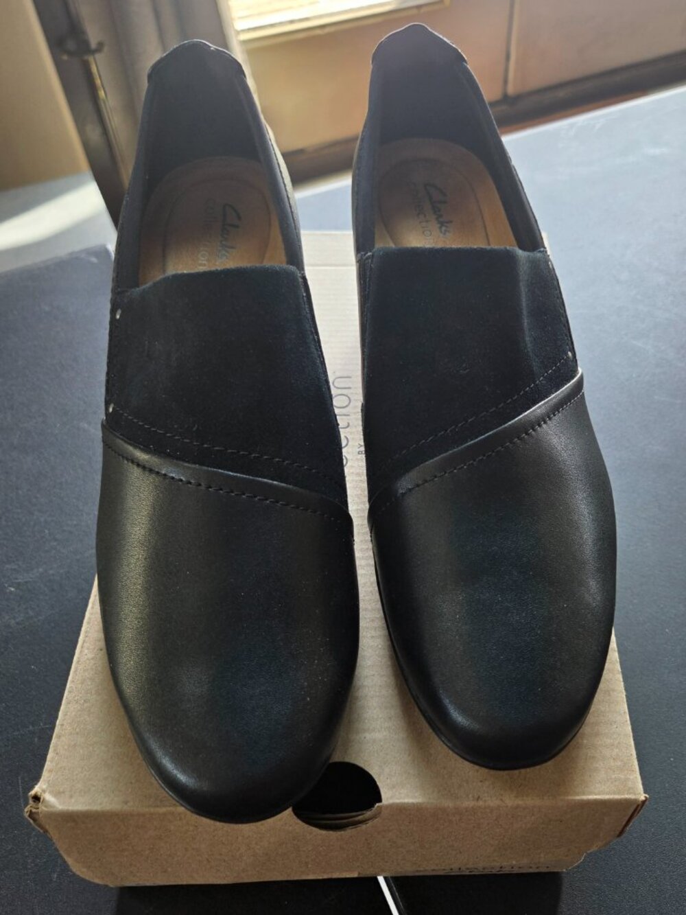 Black Clarks shoes Size 12 Women's